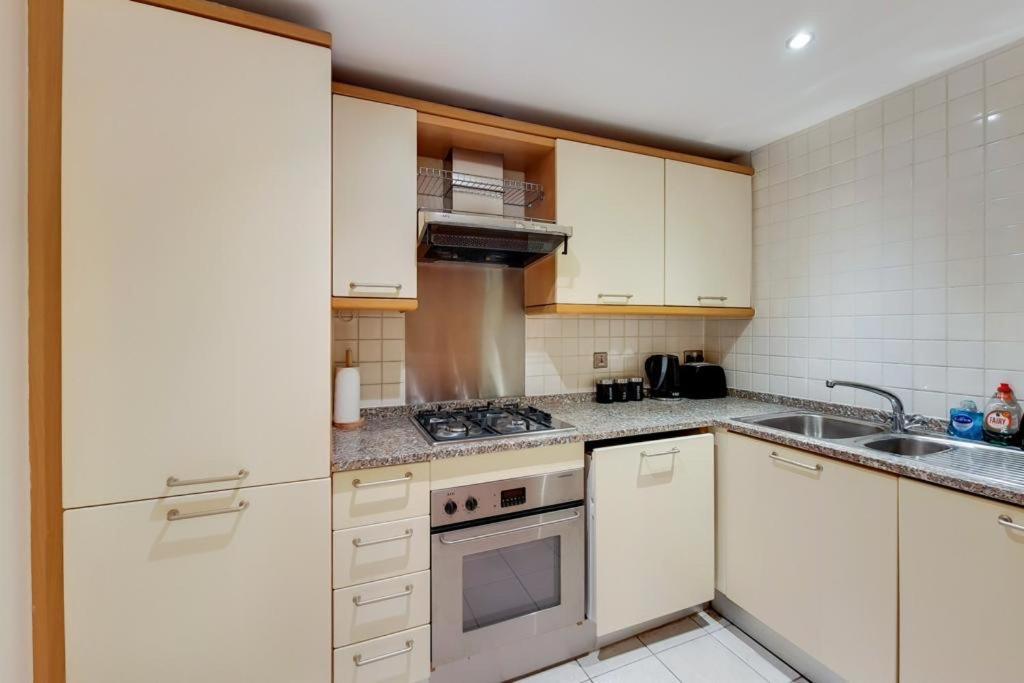 Apartment In The Heart Of Londyn Zewnętrze zdjęcie